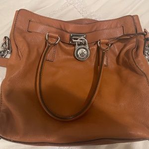 Michael kors cognac bag